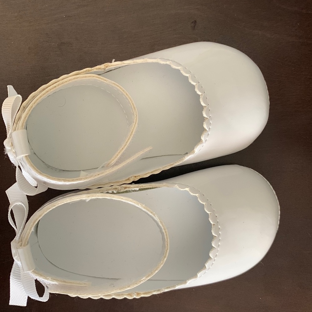 White Dress Shoes with Bow for Baby Girls